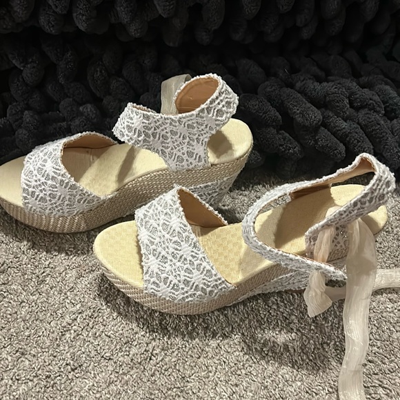 Wedged heels. Never worn. - Picture 1 of 1